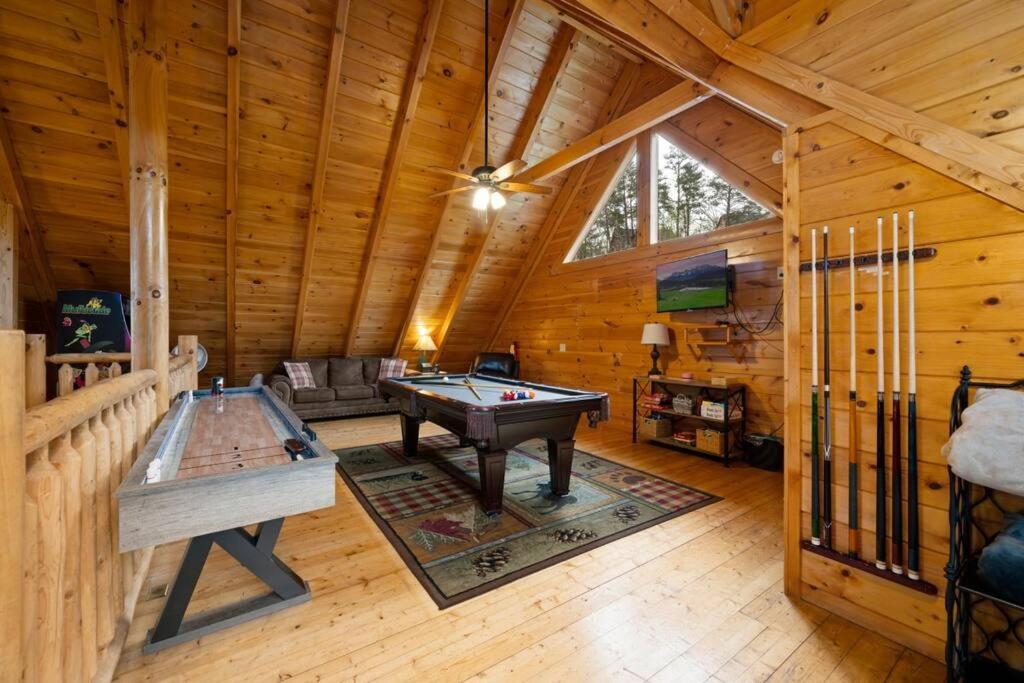 2-Bedroom Cabin With 2 Master Suites, Loft, Half-Bath And Hot Tub In A Serene Resort Setting 세비어빌 외부 사진